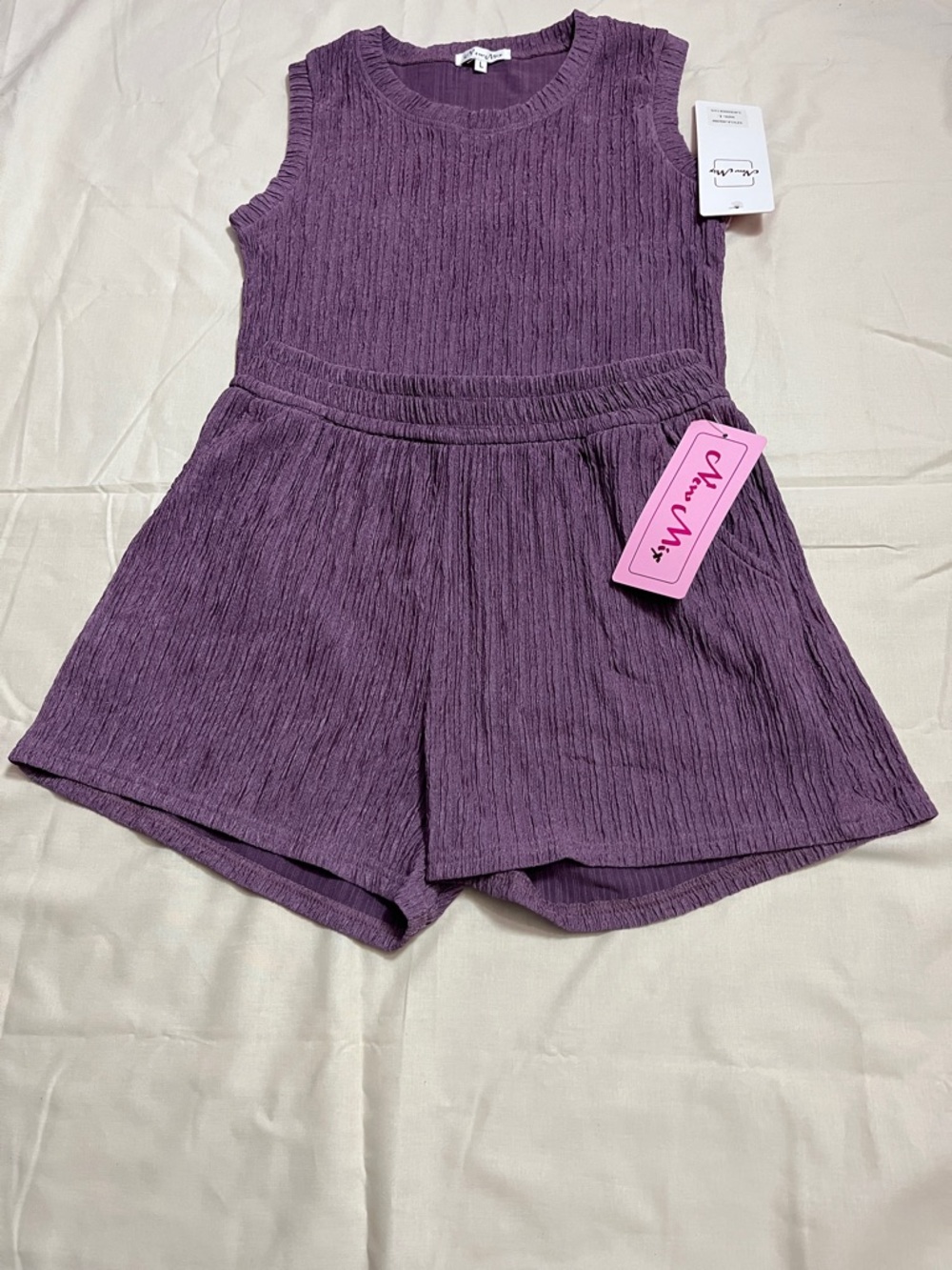 Lavender Short and Top Set - Picture 2 of 6